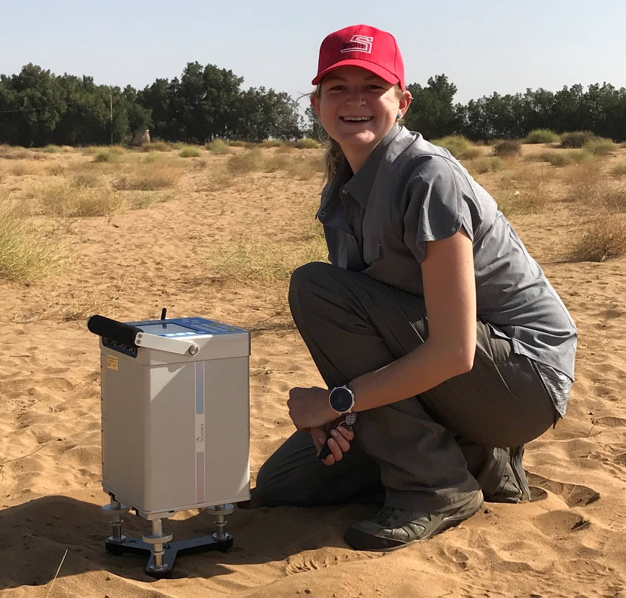 Picture of Hannah working in the field